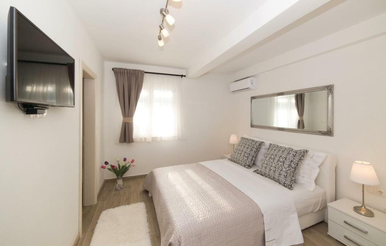 Luxury Villa Vela Rina Mali Drvenik Luaran gambar